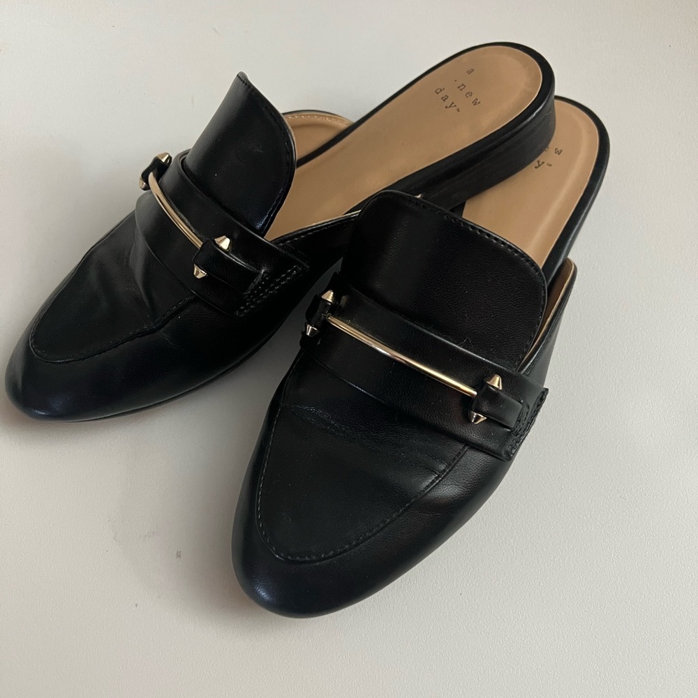 A New Day. Black Women's Slide Loafers w/ gold detail. Size 6. Gently worn.